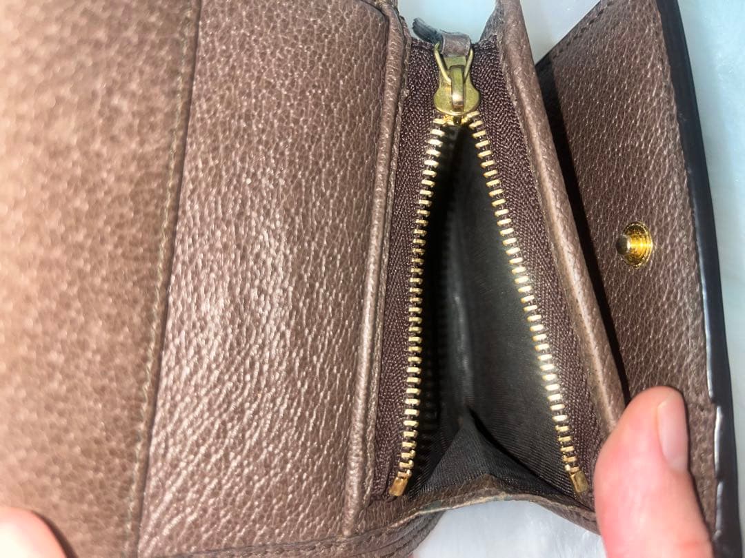 Gucci GGロゴ 二つ折り財布 ベージュ