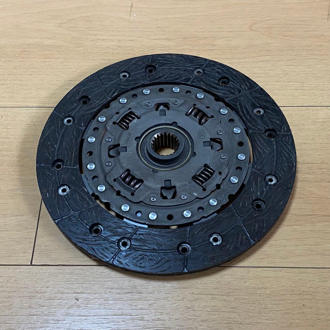 ♦︎美品！♦︎安心の純正品♦︎アバルト595/695♦︎フラホ/クラッチセット♦︎現品限♦︎