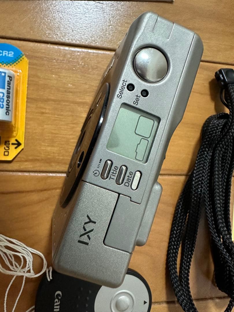 Canon IXY IX240 CAMERA キャノン レンズシャッターカメラ 工場