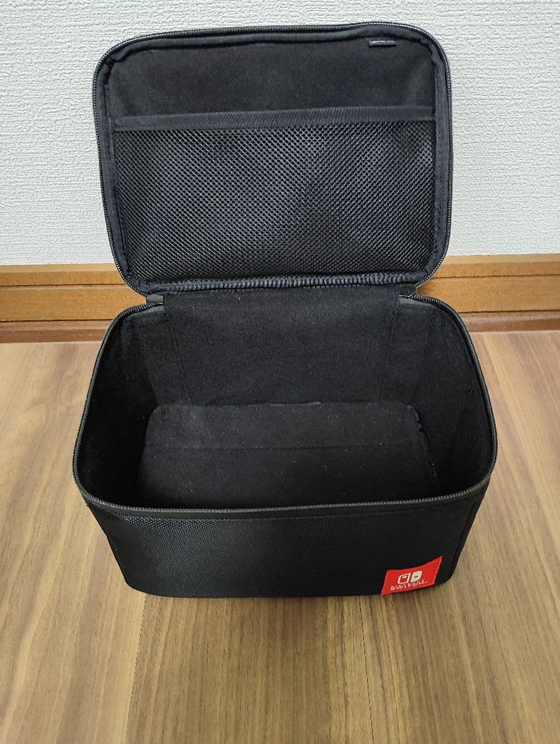 本日限定2000円値下げ　Nintendo Switch本体と周辺機器セット