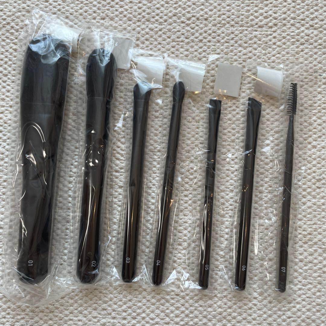 SOYOメイクブラシ(7本)➕ブラシケース