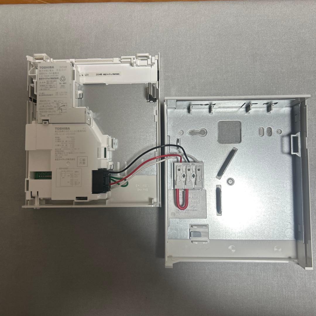 TOSHIBA 非常口、避難口誘導灯 C級片面FBK-10701-LS17 防災