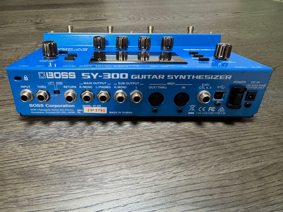 BOSS ギターシンセサイザー SY-300