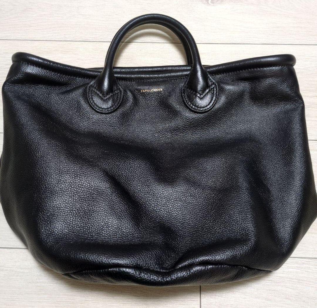 a*o様 【美品】 レザーなのにペットボトルより軽いバッグ SEAU パピヨネ