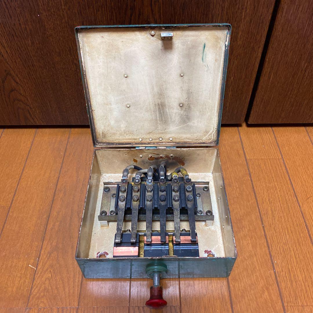 鉄道部品 保護接地