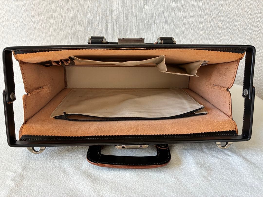 修二さん専用　COMPLEX GARDENS（鍵、ショルダーストラップ付き）