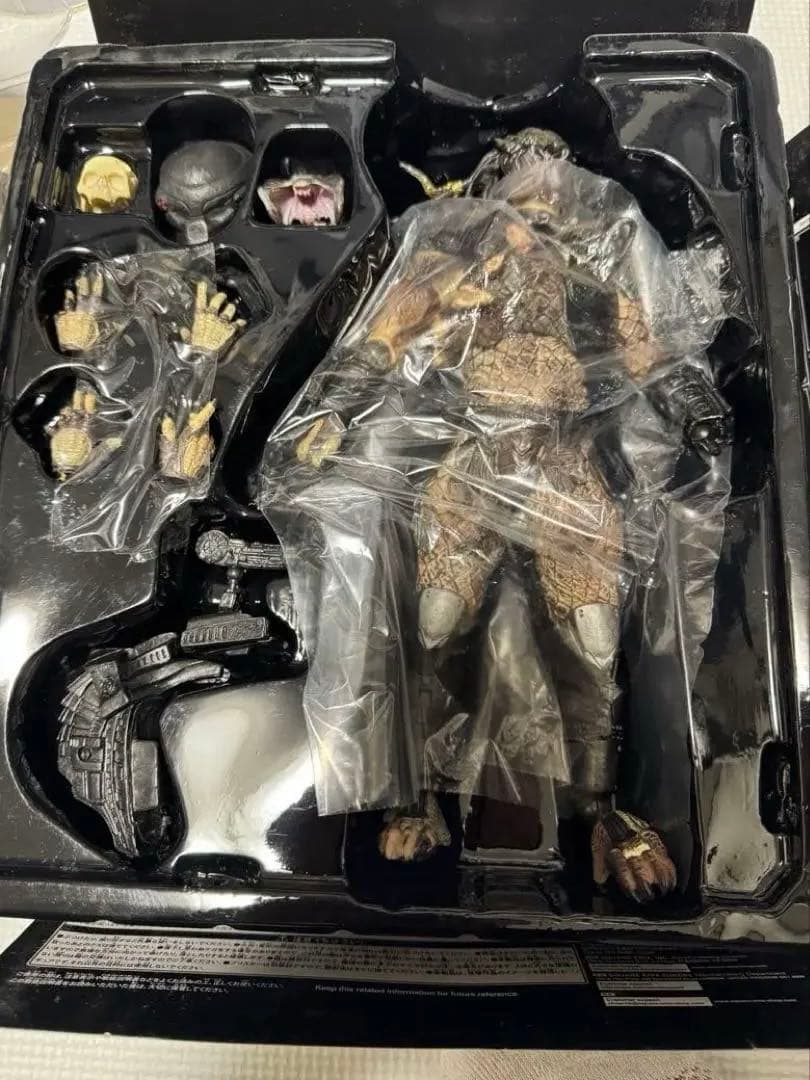 極美品フィギュアスクウェア・エニックスの「PLAY ARTS改」