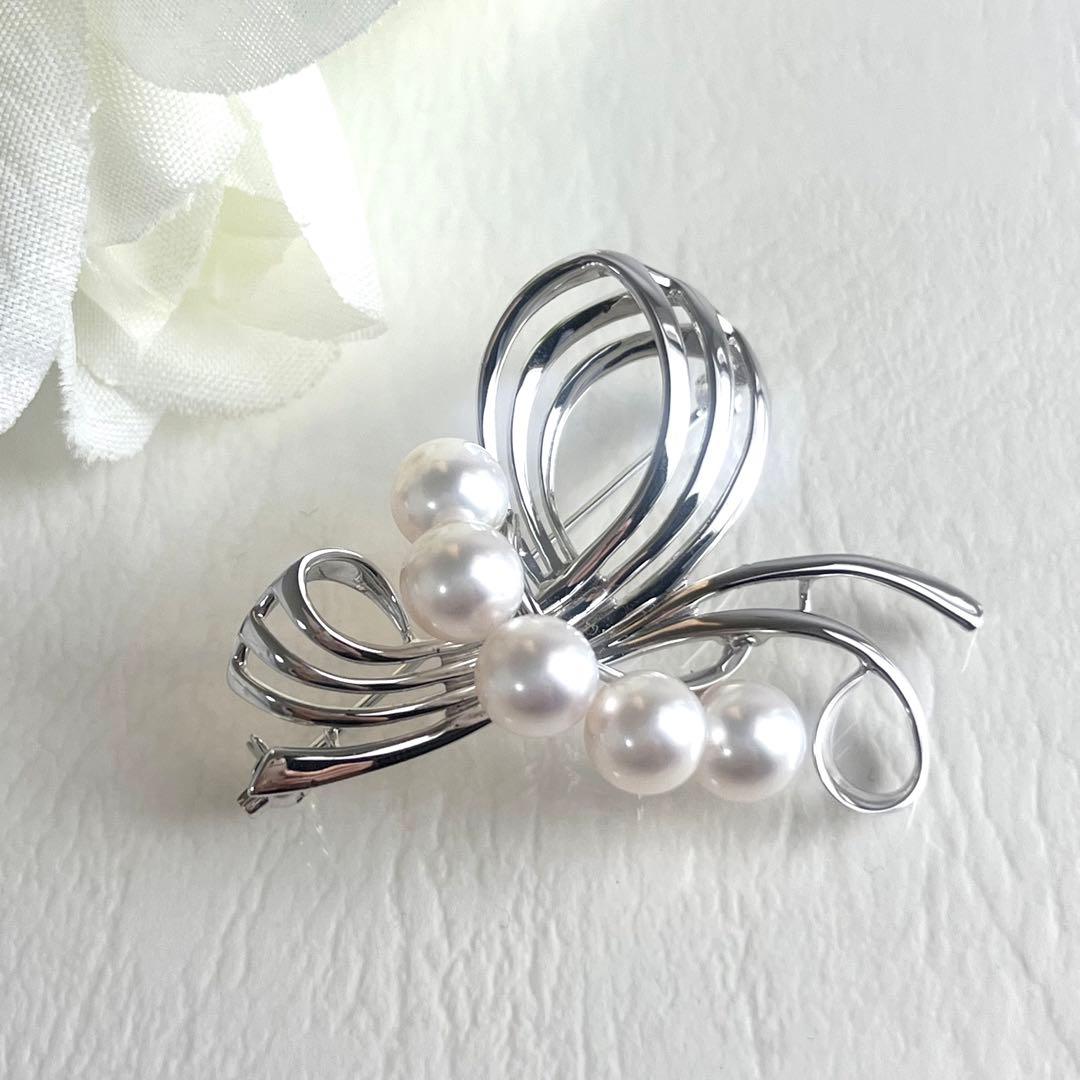 ☆美品☆ミキモト　シルバー　パール　5珠　ブローチ　皇室御用達ブランド ☆美品☆ミキモト 5珠 シルバー ブローチ 皇室御用達ブランド - メルカリ
