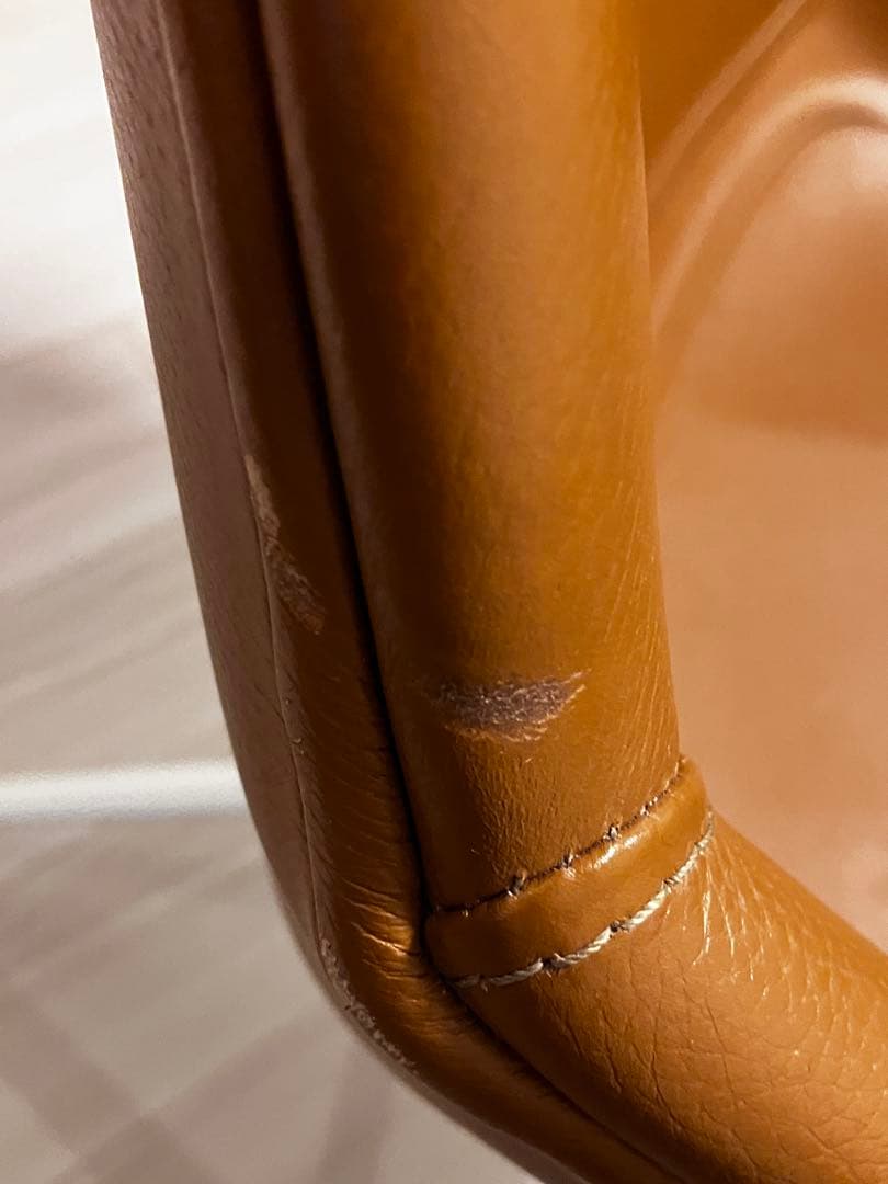 P：Alicante 伸張式ダイニングテーブル／チェア