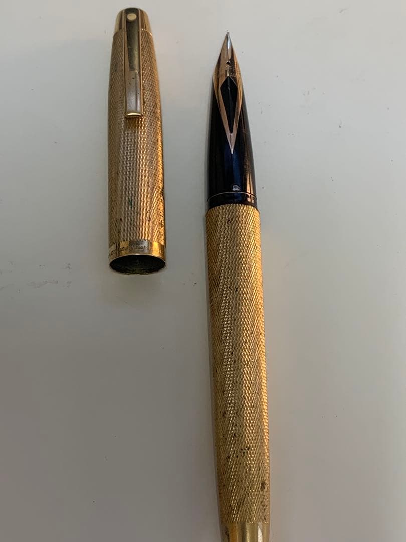 d*9様 SHEAFFER 14K AUST 万年筆 ゴールド