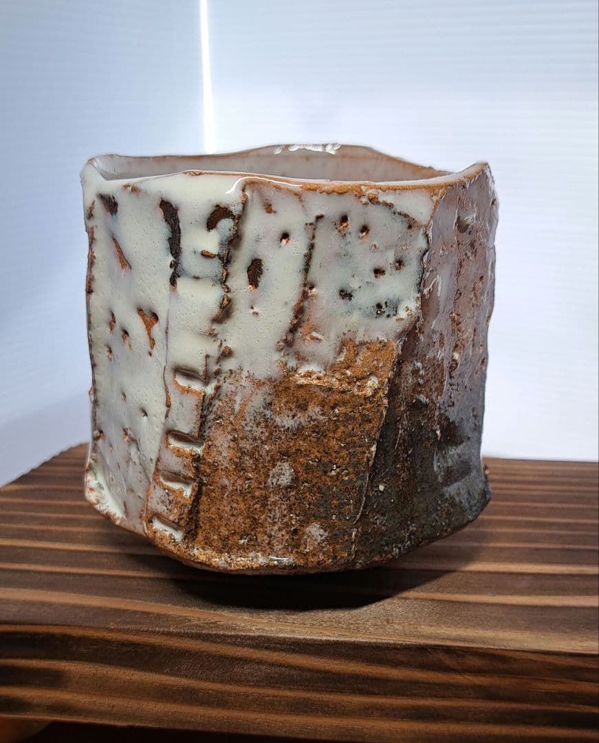 渋谷泥詩 萩焼 面取筒茶碗 - hiai.co.jp