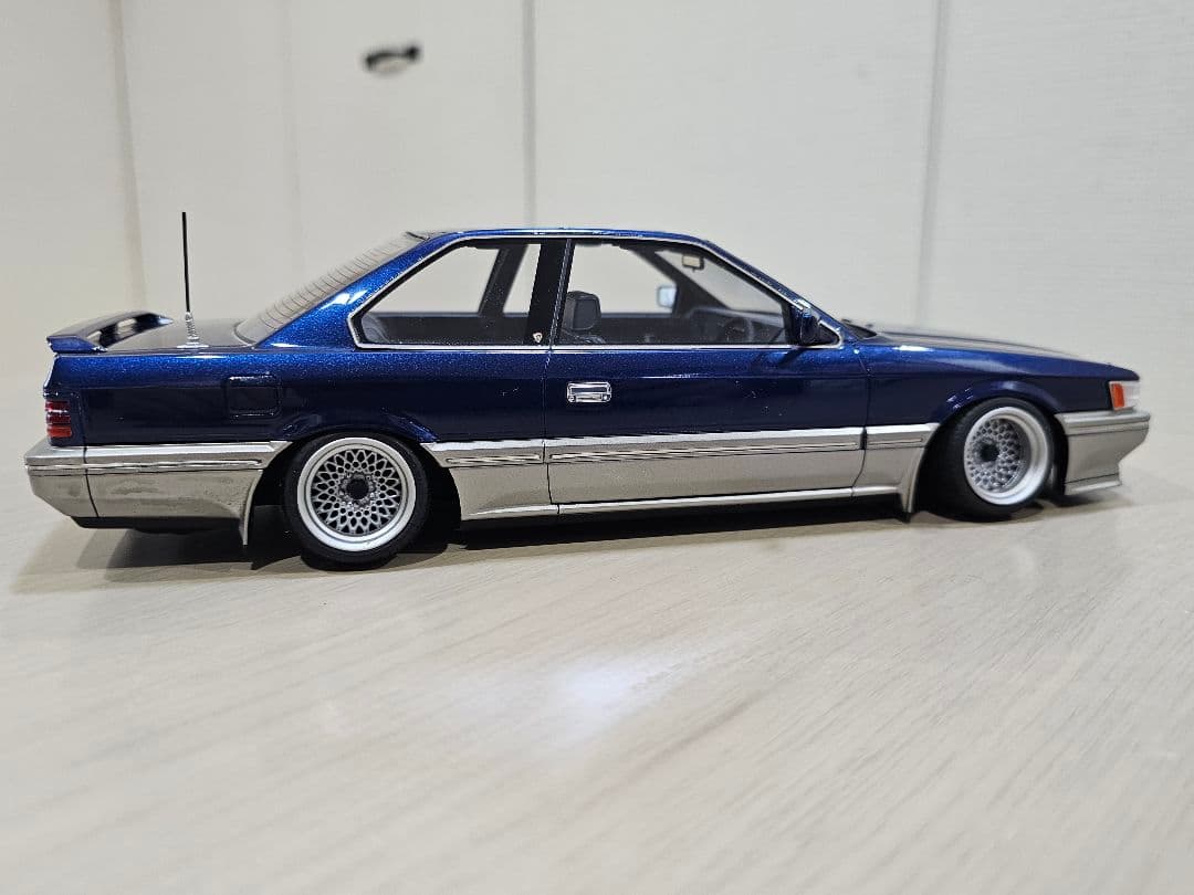 ignitionmodel 1/18 日産　レパード　Ultima