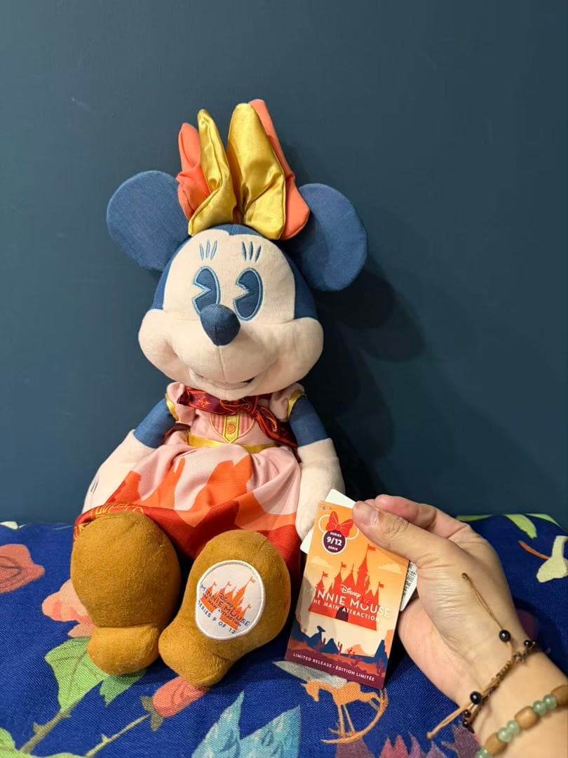 上海ディズニーストア毎月ミニーぬいぐるみ12体セット - メルカリ