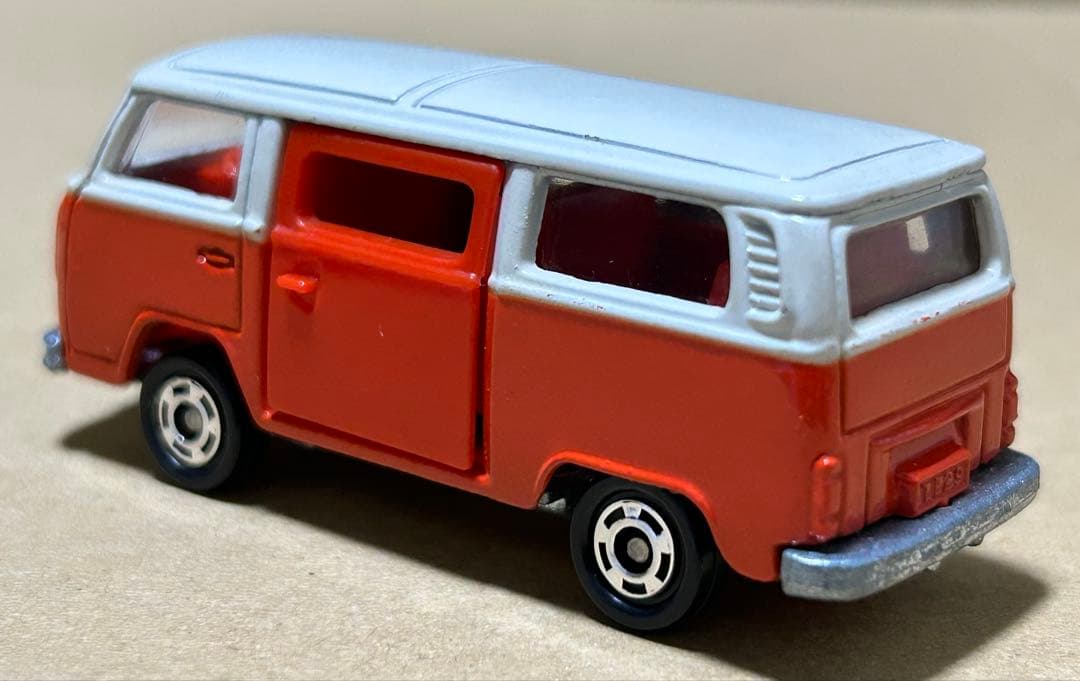 トミカ フォルクスワーゲン マイクロバス
