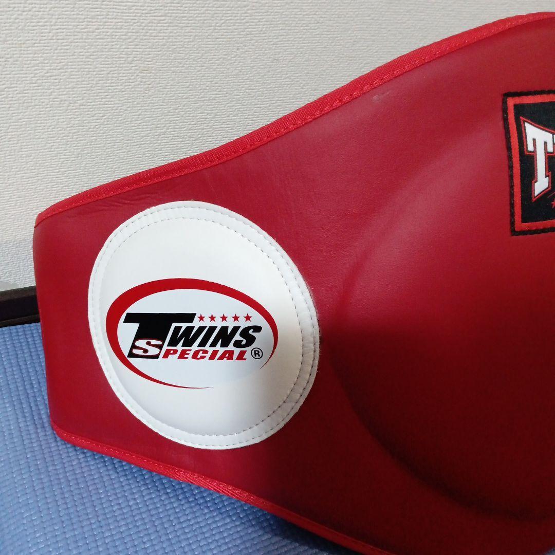 中古品 TWINS SPECIAL ボクシングサポーター M 赤