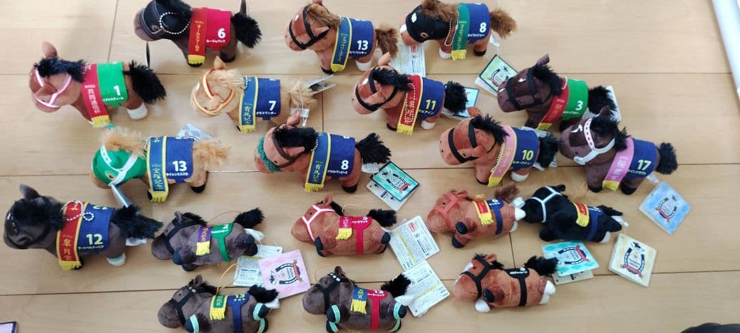 サラブレッドコレクションぬいぐるみ サラブレッドコレクション ぷらさぷ BOXセット｜netkeiba