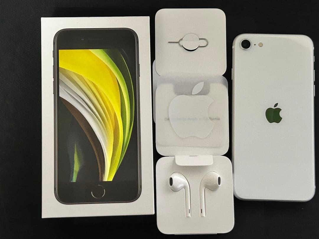 ち*る様 【きれい!!】✴︎SIMフリー Apple iPhoneSE2 64G Amazon | 【整備済み品】 Apple iPhone SE(第2世代) 64GB ブラック SIM