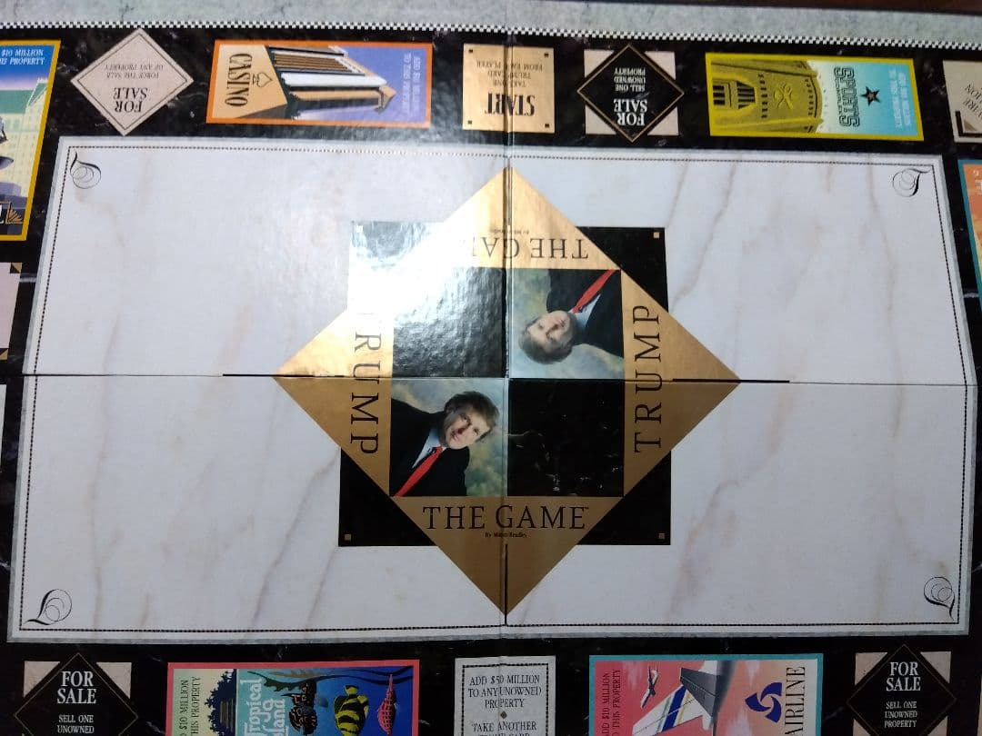 新品箱破損あり　トランプ(大統領)ボードゲーム　アメリカ