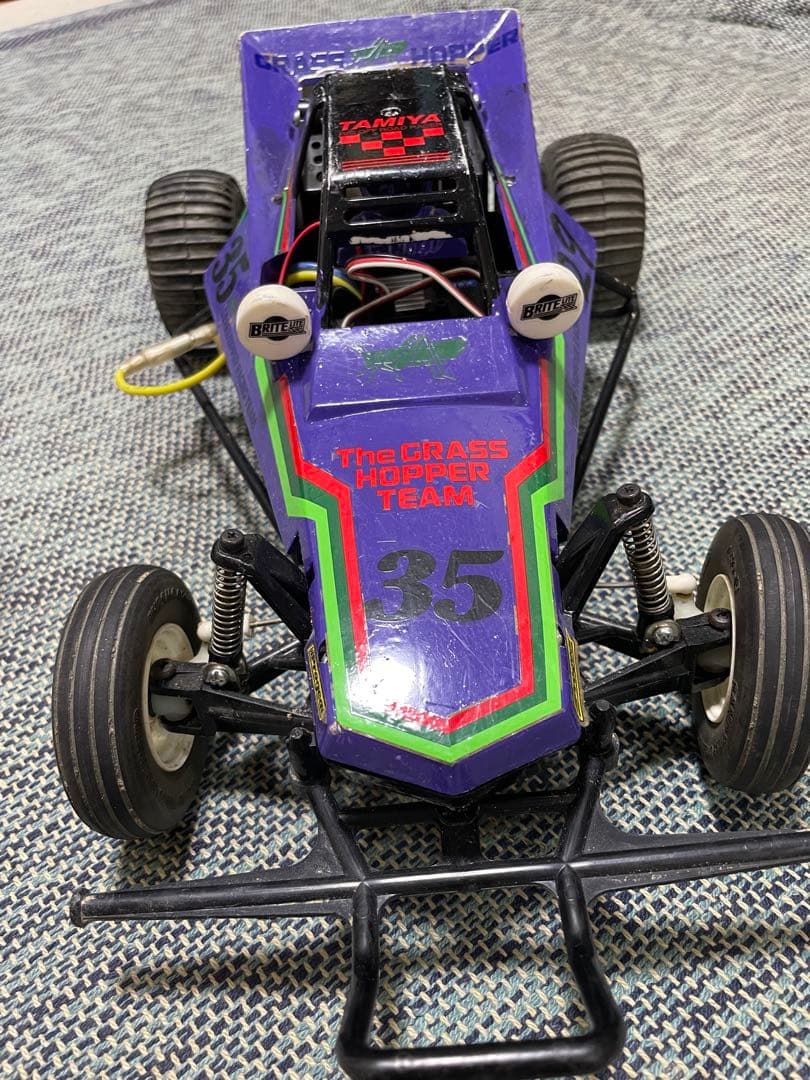 タミヤ グラスホッパー　1/10 電動RCレーシングバギー