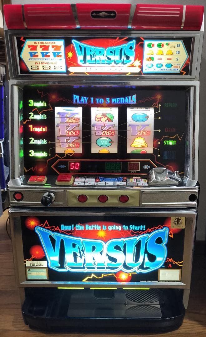 パチスロ実機4号機初代バーサス希少です。