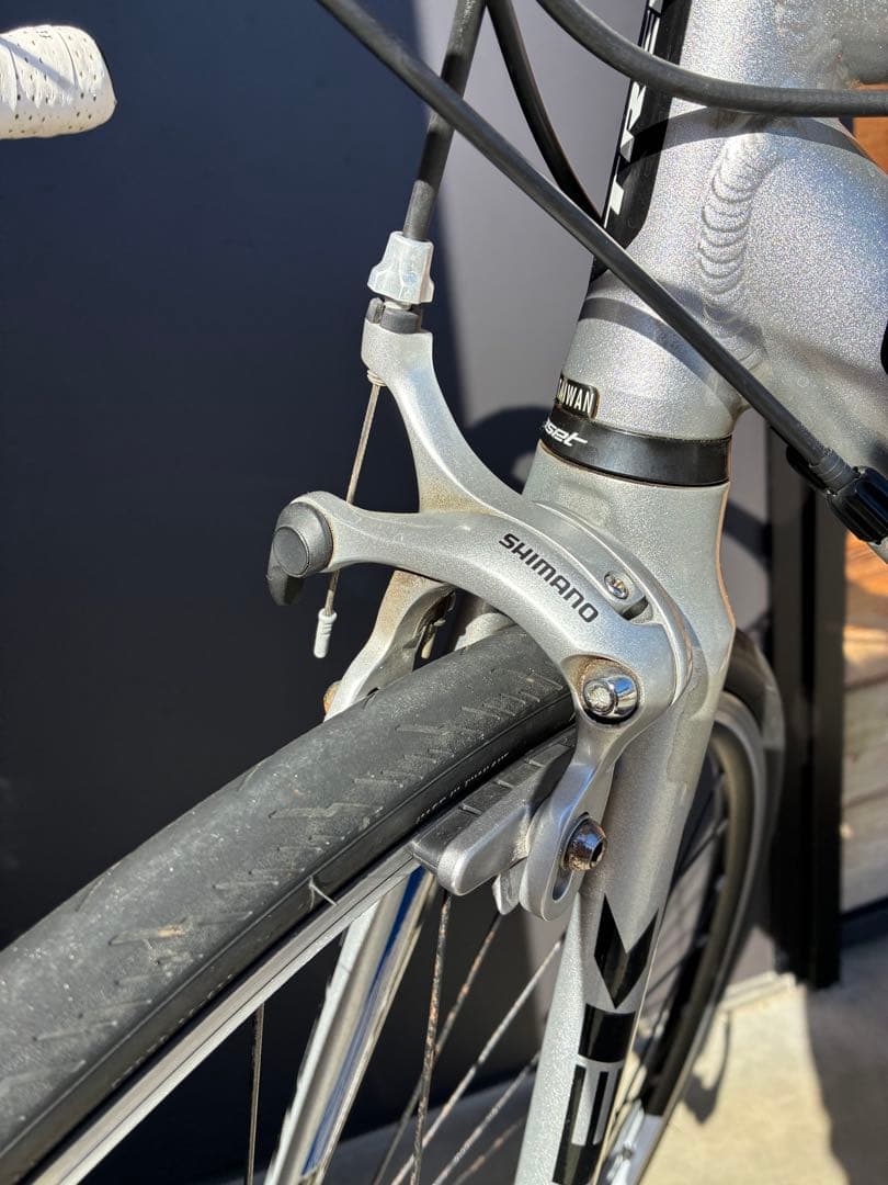 早い者勝ち TREKロードバイク 1.1 カスタム-直販オンラインストア