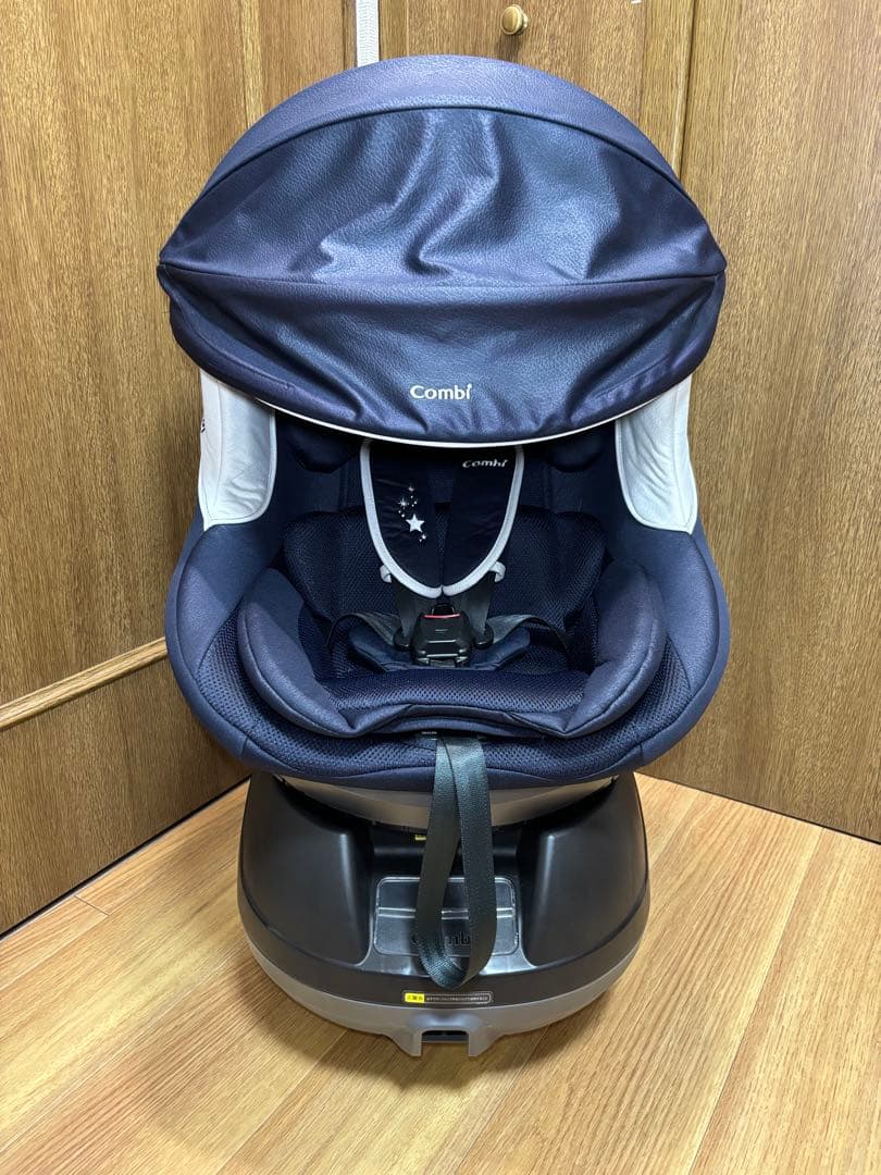 コンビ　クルムーヴ　Simplight　ダイヤモンドネイビー　チャイルドシート