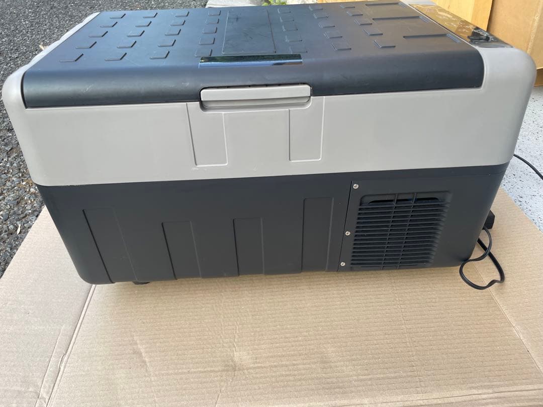 SUNPIE ポータブル冷蔵冷凍庫 60L 車載 家庭用