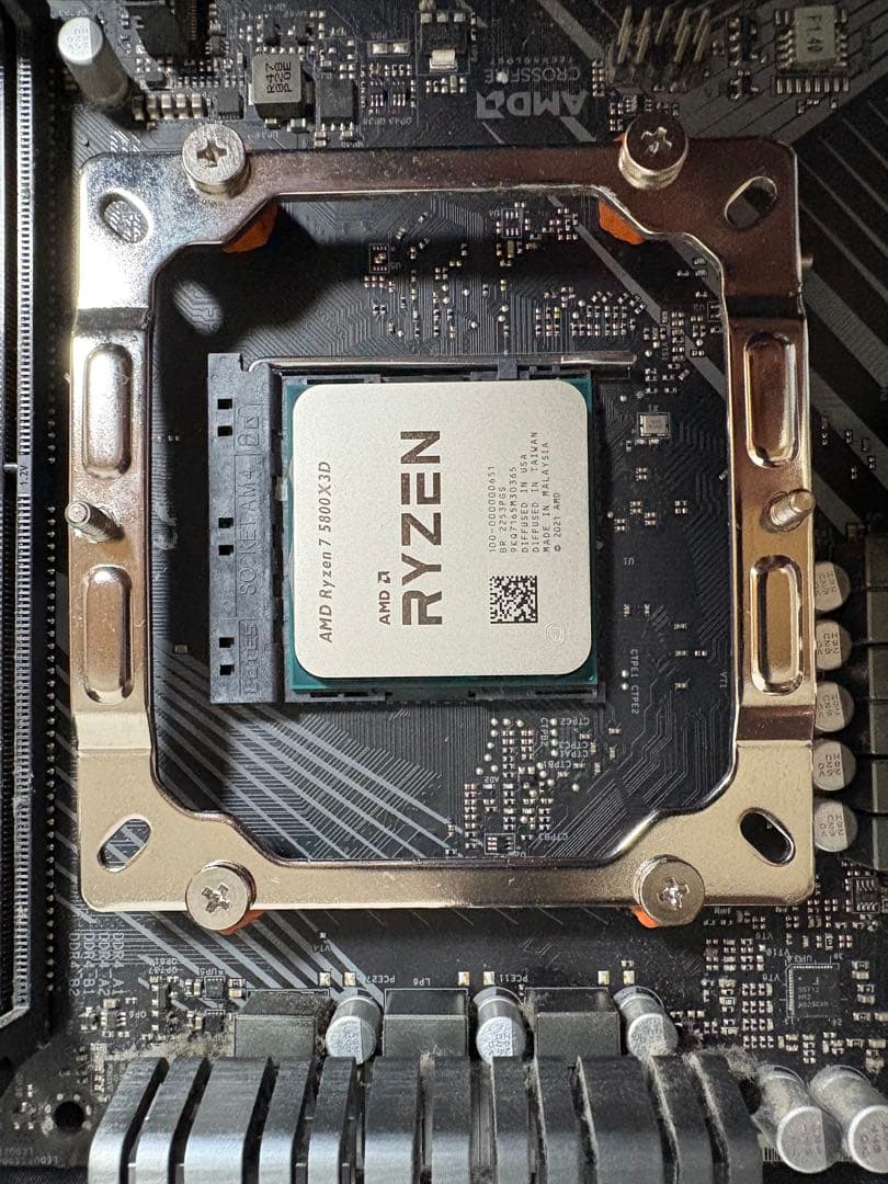 AMD Ryzen 7 5800X3D ＋マザボ＋メモリセット Ryzen 7 5800X3D+マザー+メモリのお買得3点セットが69,800円！30日から