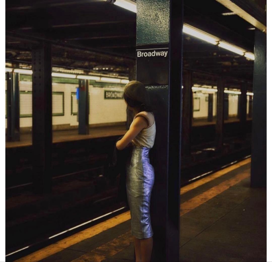 限定出品★fumika uchida★レザータイトスカート　シルバー