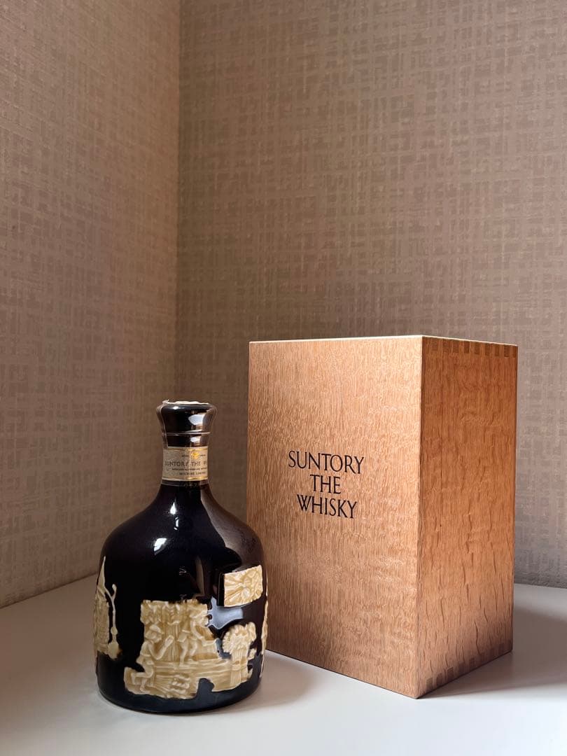 新春SALE！ 【未開封ラベル付き】サントリー ザウイスキー 有田焼