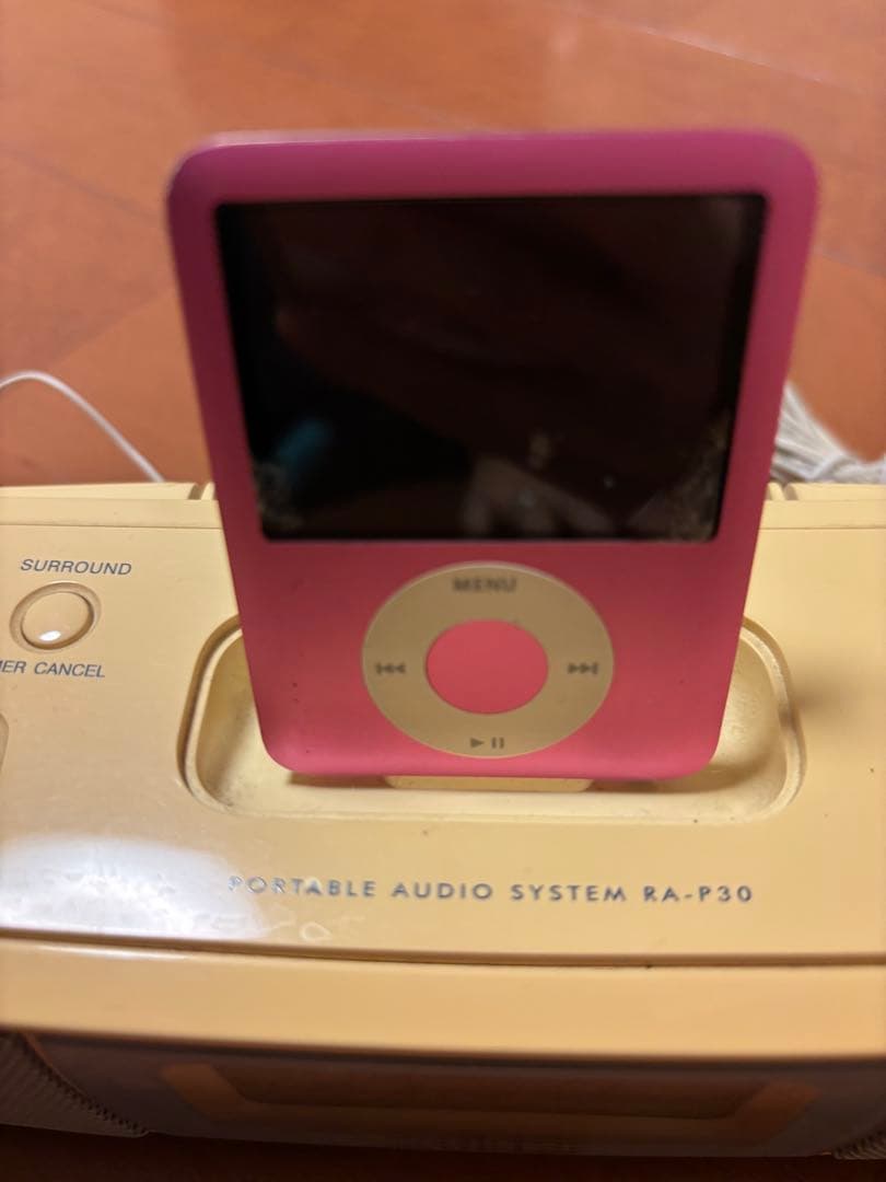Apple iPod nano＆Victorポータブルオーディオシステム - メルカリ