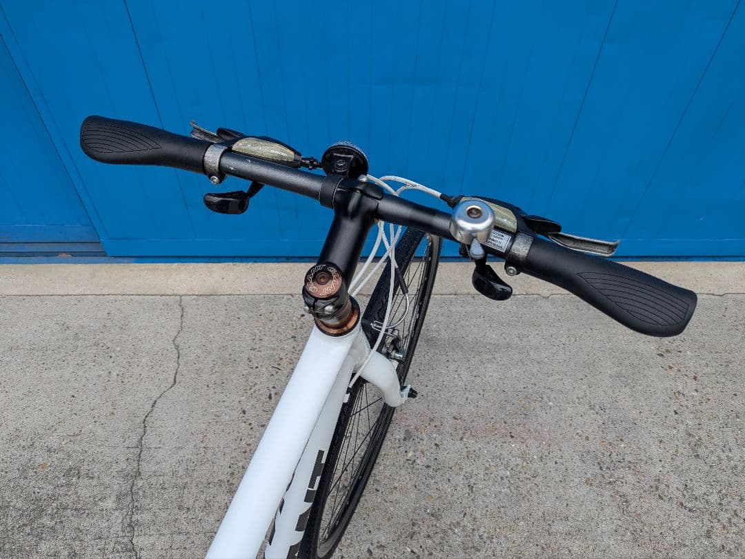 美品　GIANT ESCAPE R3 GIANT クロスバイク 名古屋引取