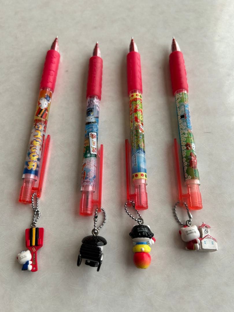 ハローキティご当地シャーペン16本セット
