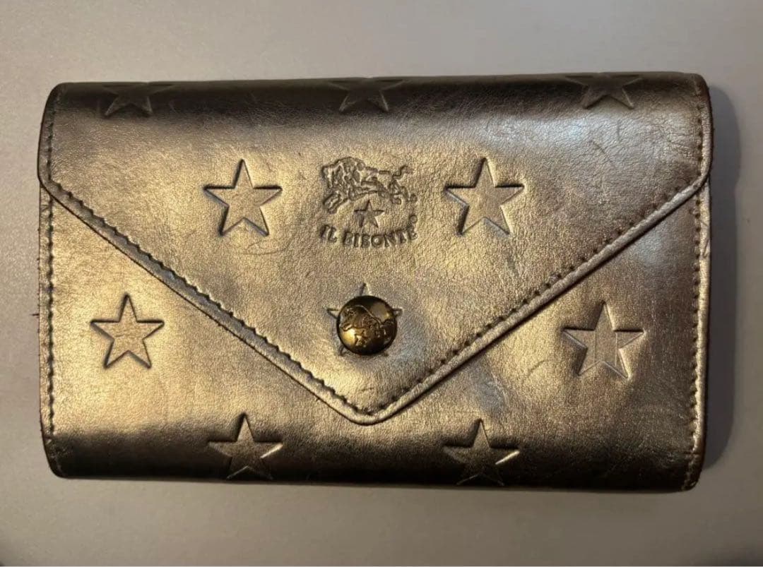 イルビゾンテ 三つ折り財布 ゴールド星 日本限定 IL BISONTE