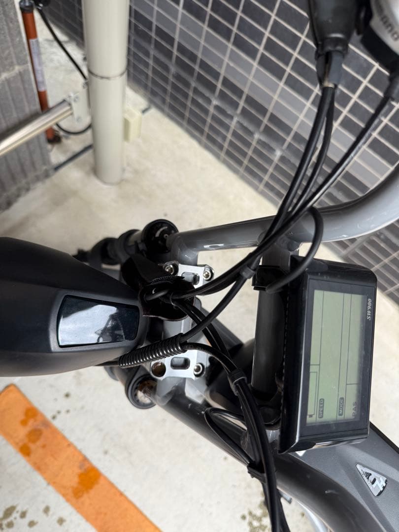 フローバイク　FLOW BIKE 電動アシストE-bike 自転車 グレー