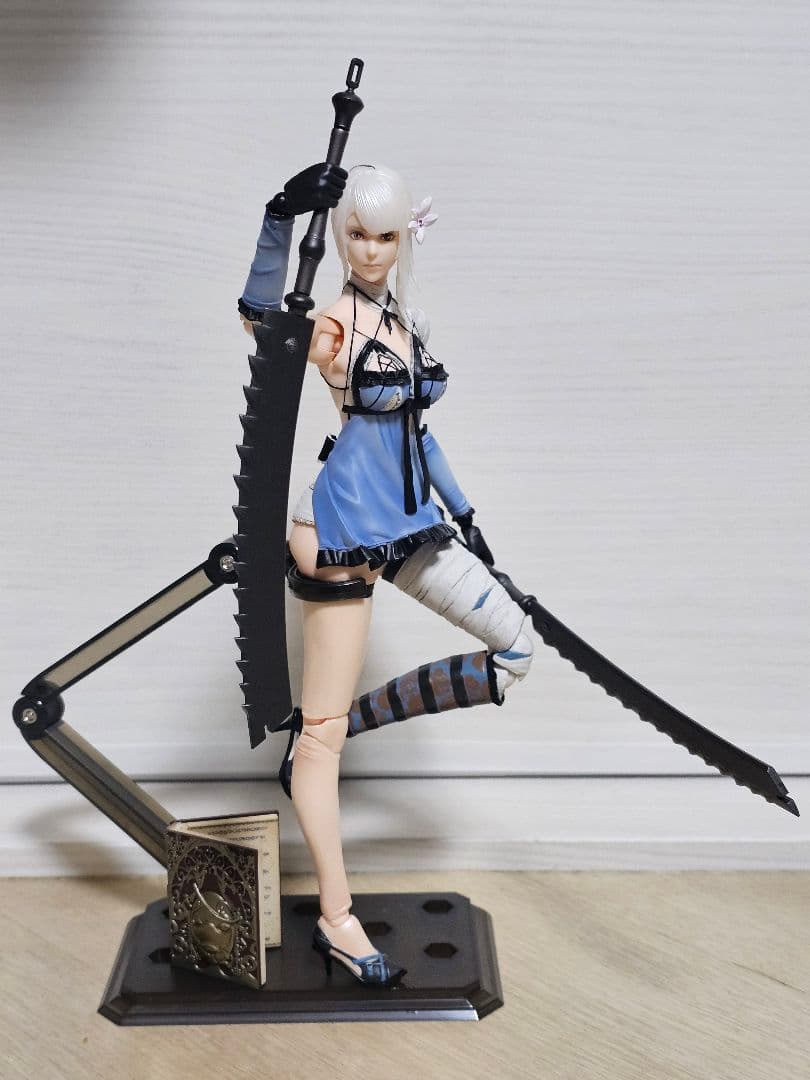 プレイアーツ改 カイネ フィギュア