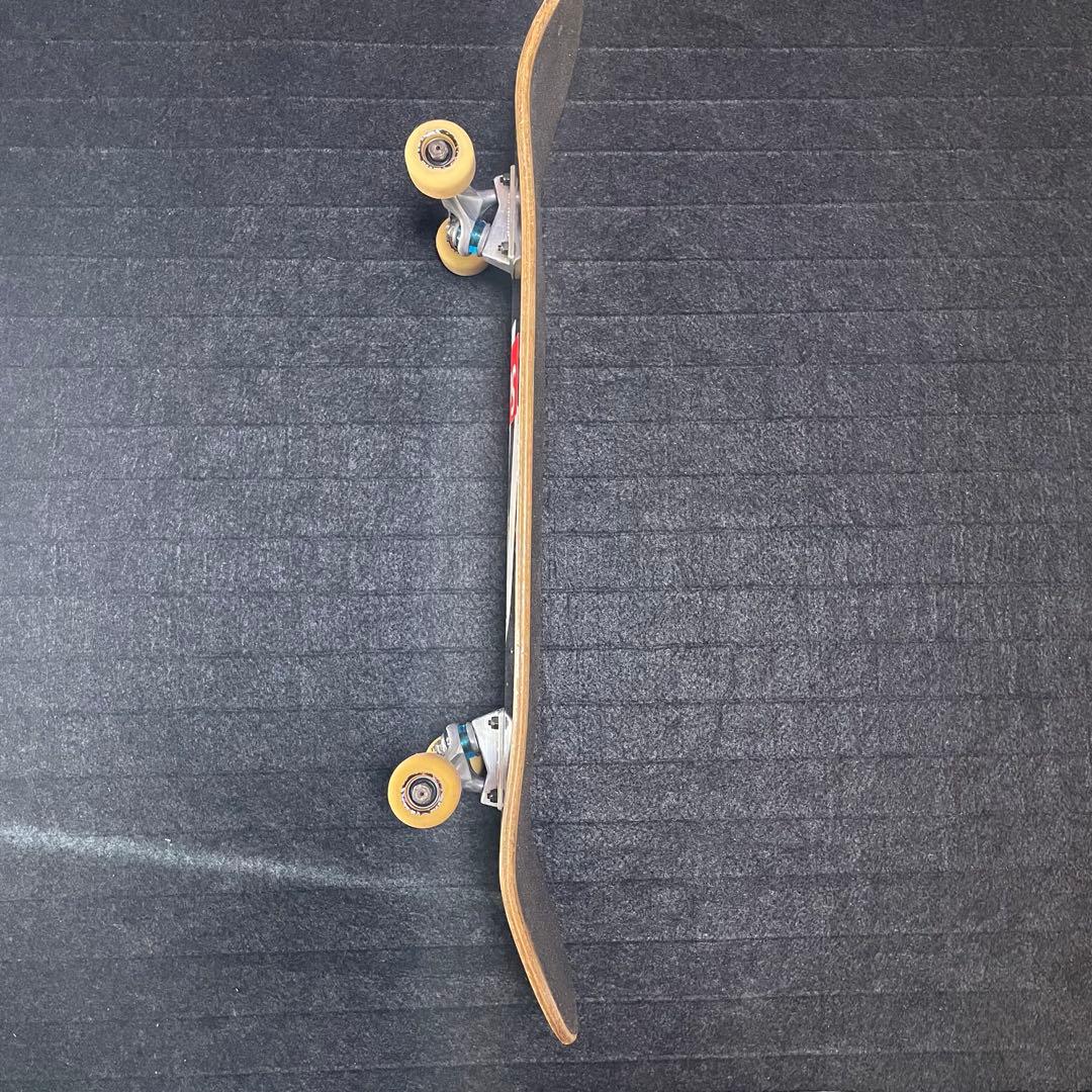 ガール　スケボー　スケートボード　サンダー　スピットファイア　コンプリート