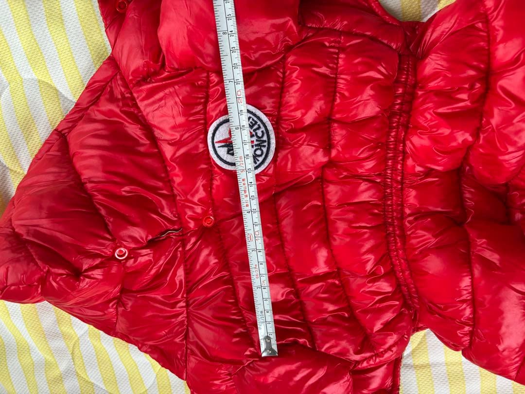 MO-NCLER 犬用ダウンジャケット 赤