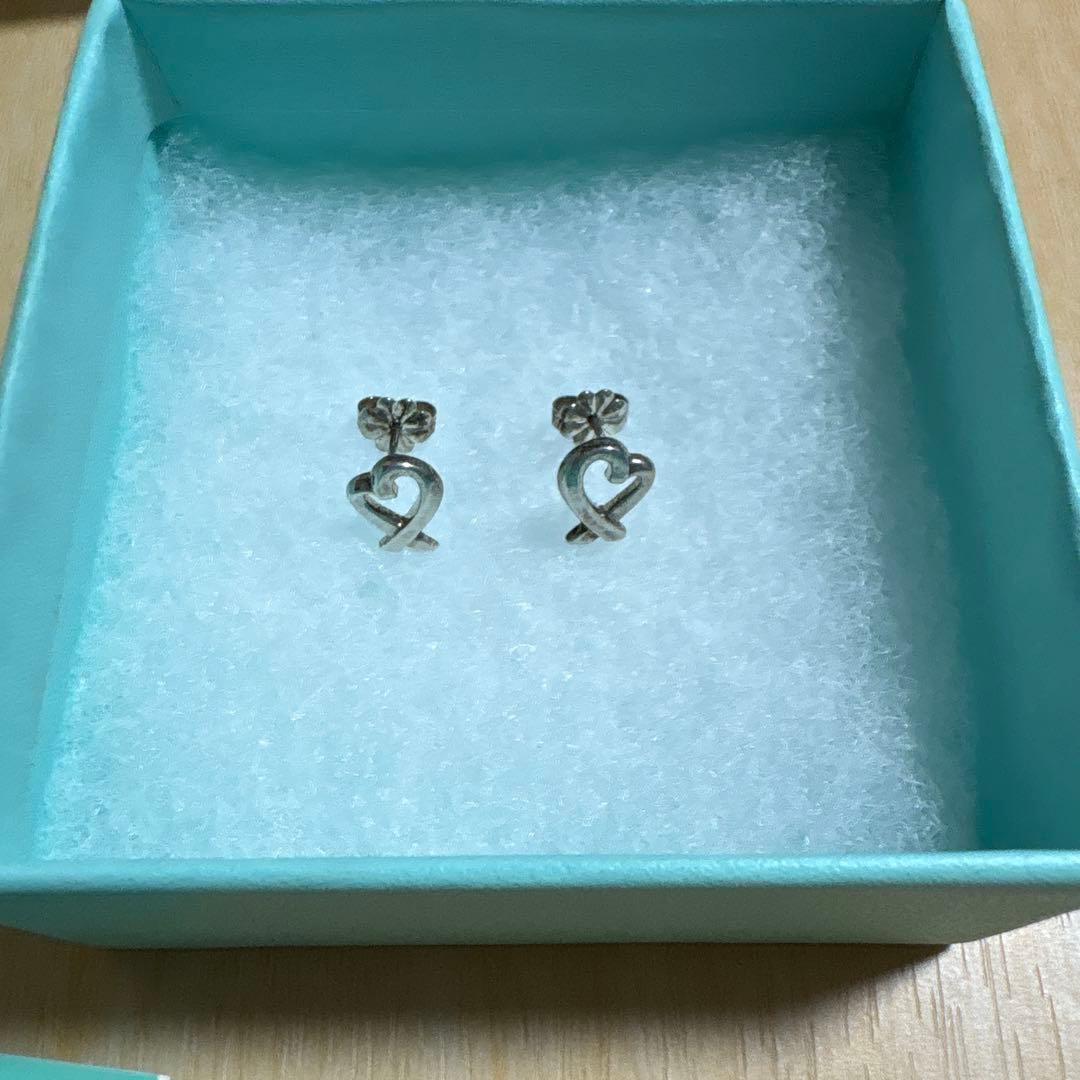 Tiffany & Co. ハート型スタッドピアス
