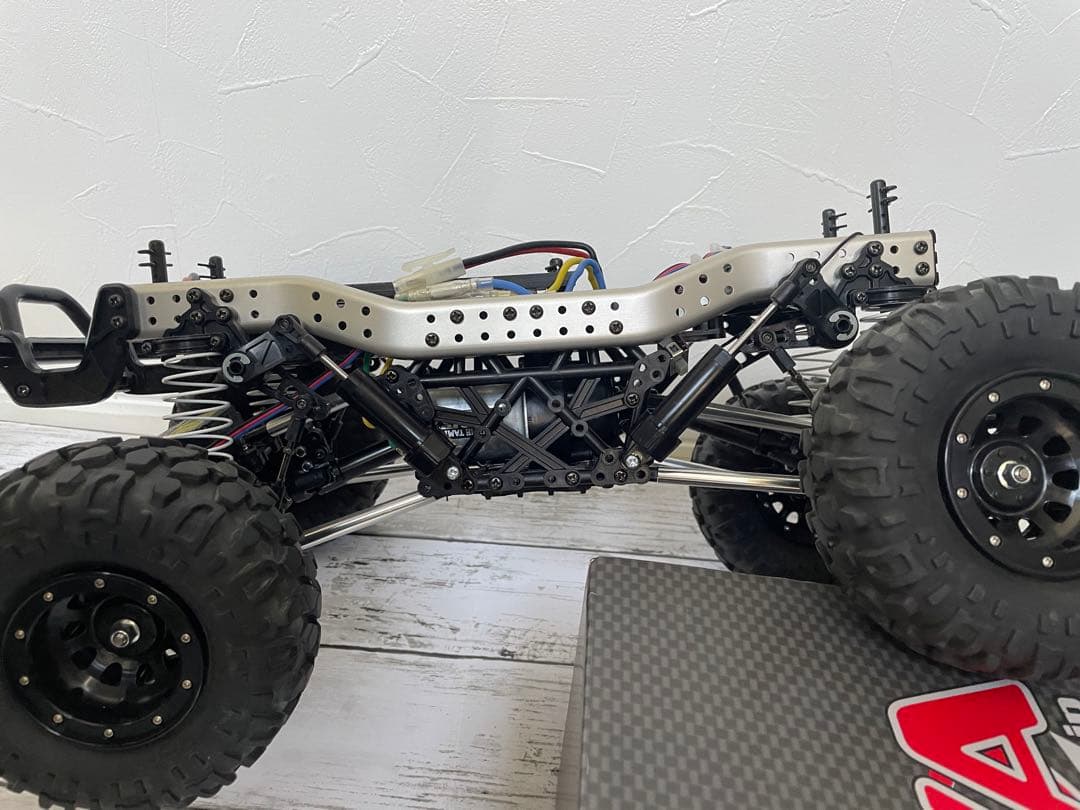 四駆ペニ丸　CR01 ROCK SOCKER