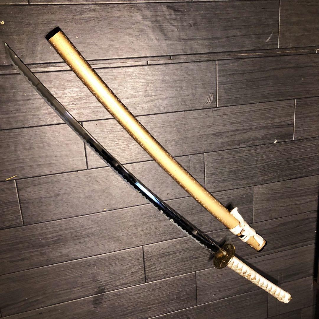 高級模造刀　白金拵え　太刀　本格模造刀