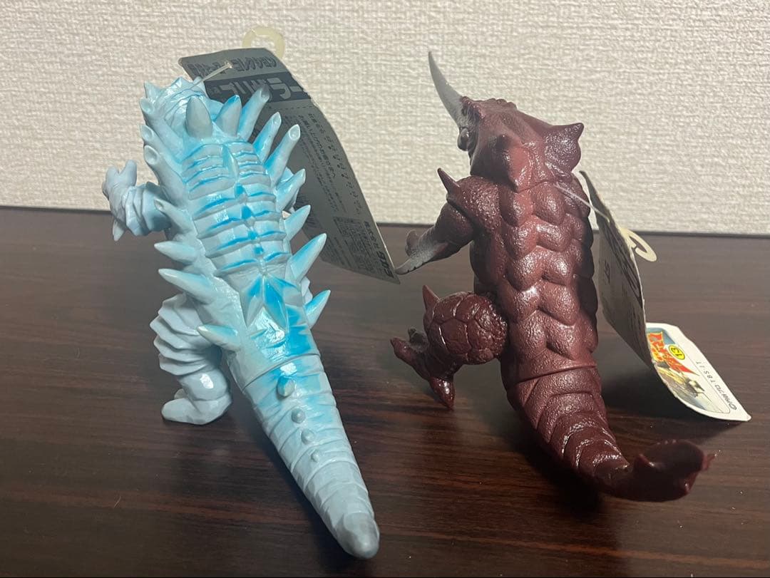 電光超人グリッドマン ブリザラー バキラ マグネガウス タグ付き ソフビ