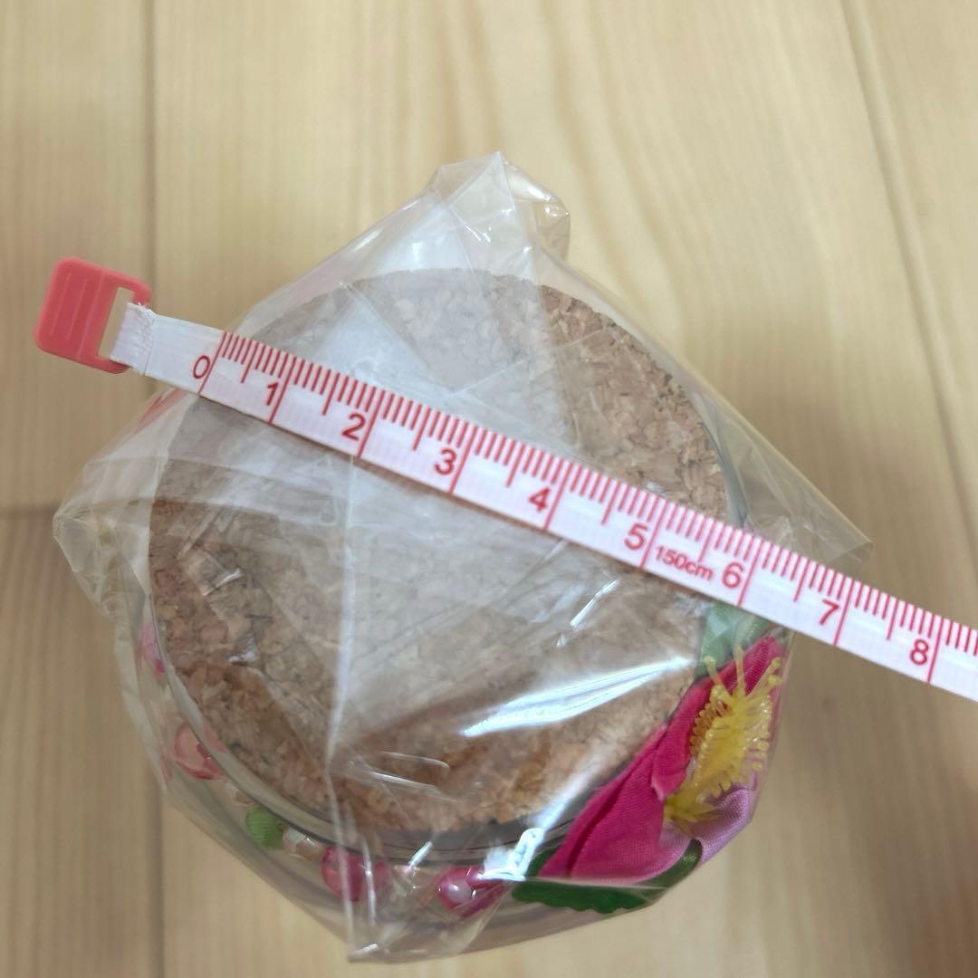 激レア　ハローキティ　ハイビスカス　サーフィンキティ　ビキニ　ビン　キャニスター