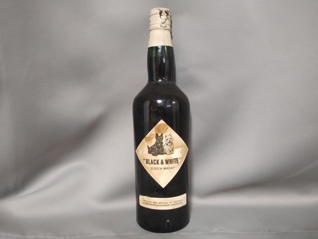 Black & White ティンキャップオールドボトル