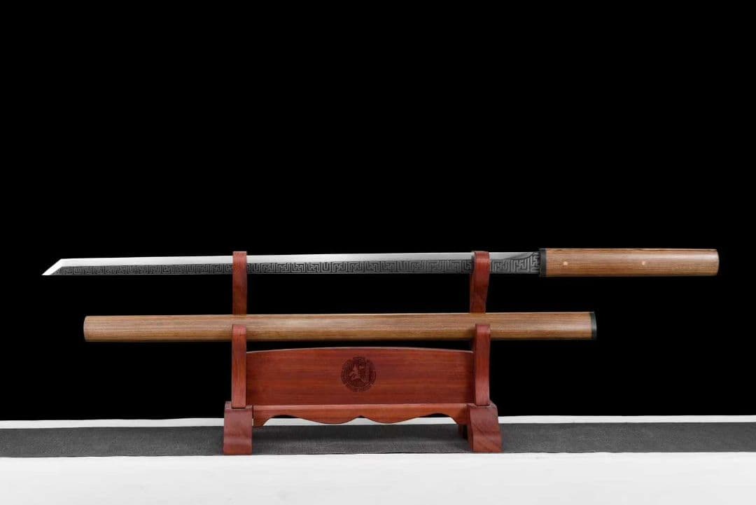 【一体の唐刀】古兵器 刀装具 日本刀　模造刀 居合刀 武士道 鑑賞用 美術刀