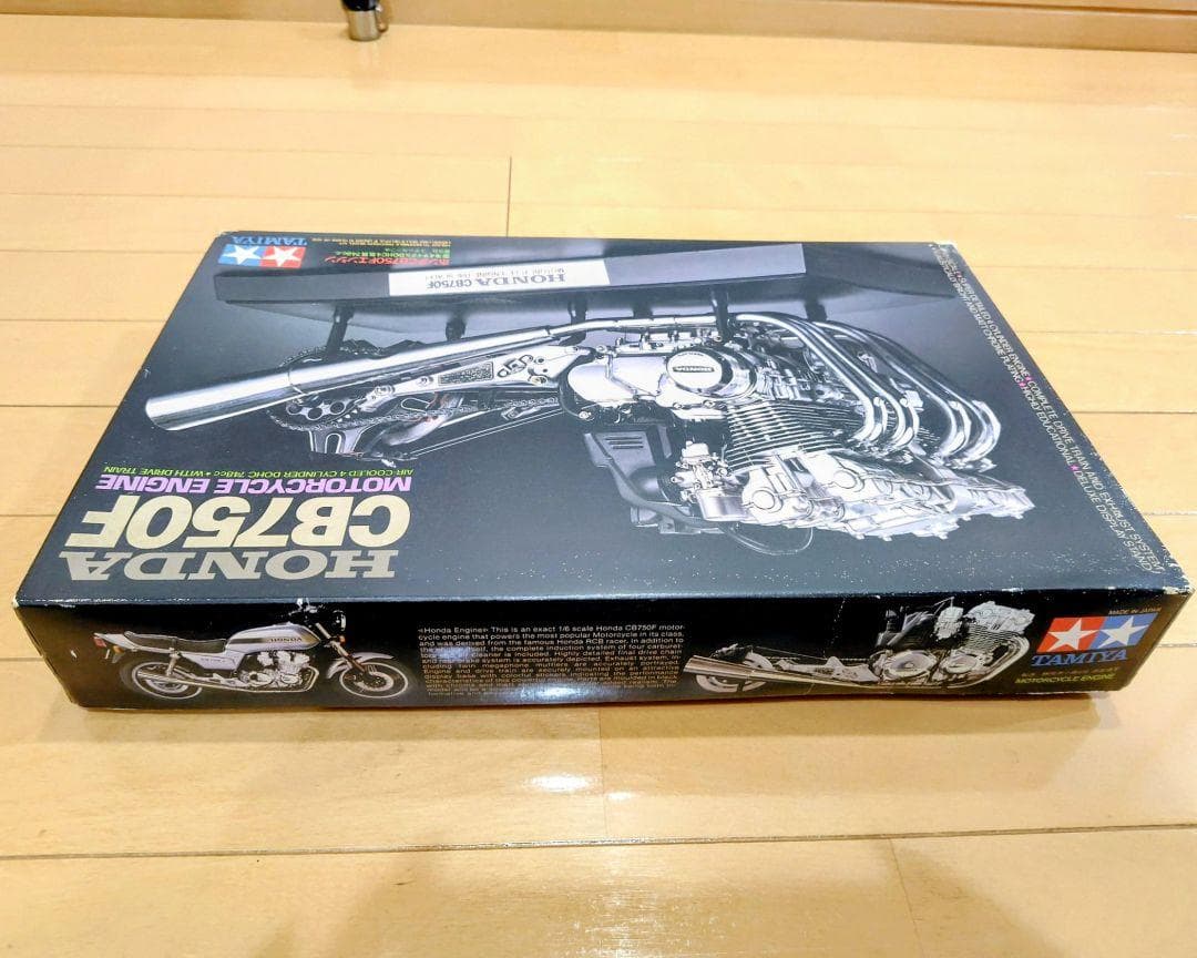 未組立】ホンダ CB750F エンジン プラモデル タミヤ 箱に難あり