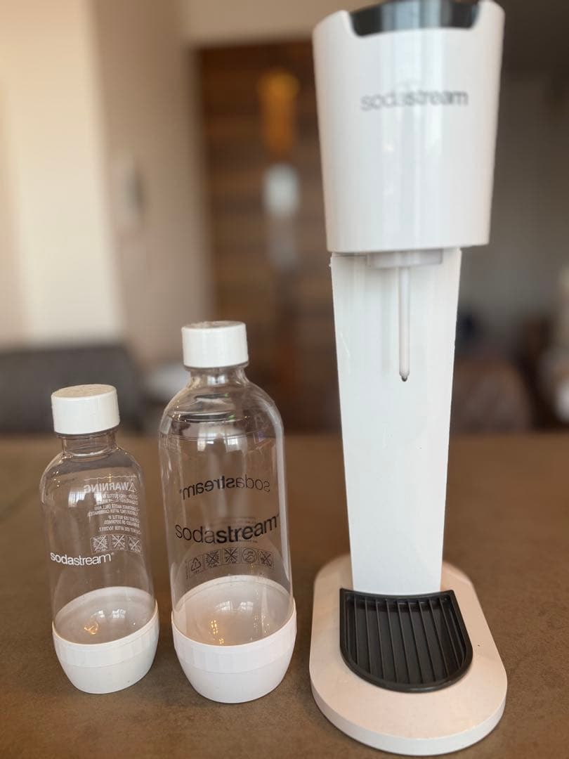 sodastream 炭酸水メーカー ホワイト - メルカリ