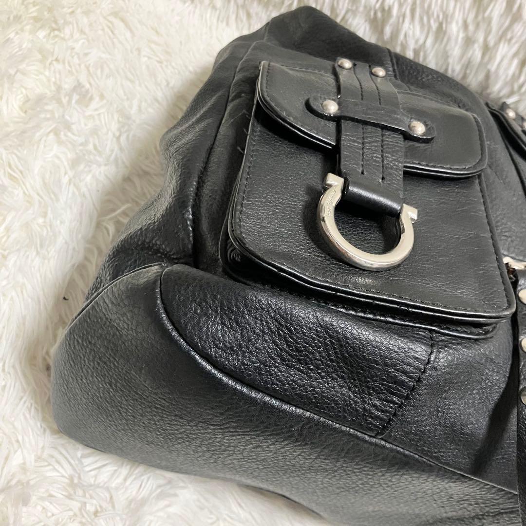 Salvatore Ferragamo ワンショルダー バッグ ガンチーニ