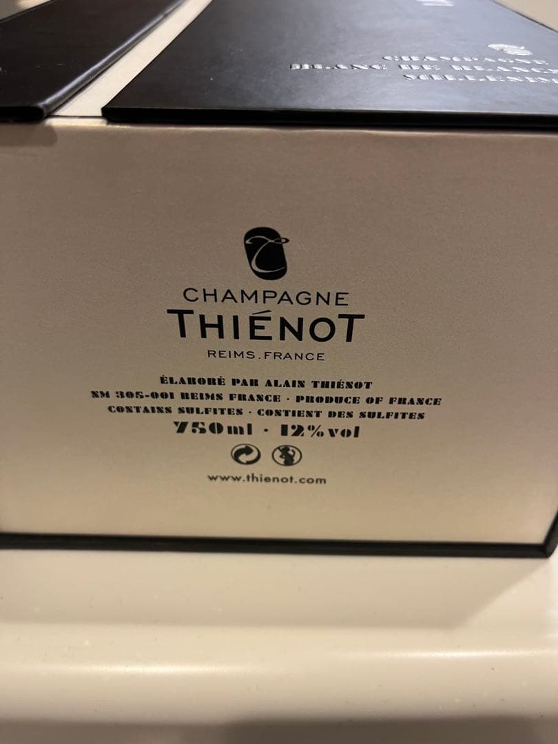 《THIENOT》〈シャンパーニュ ティエノー〉ラヴィーニュオーガマン2005