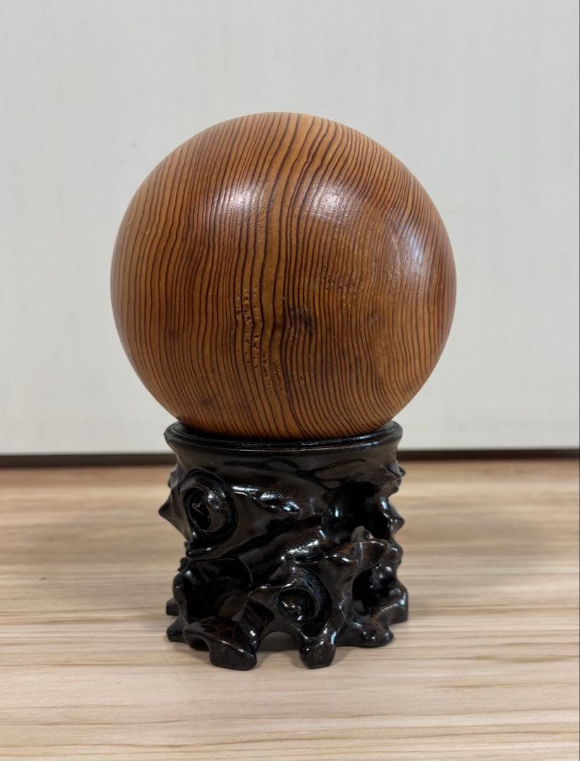 宝珠 （ 台座付 ） 若干楕円　11.5cm